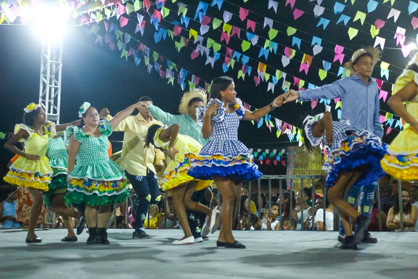 Praça Juca Martins vive a magia da primeira noite do São João de Bequimão 2026